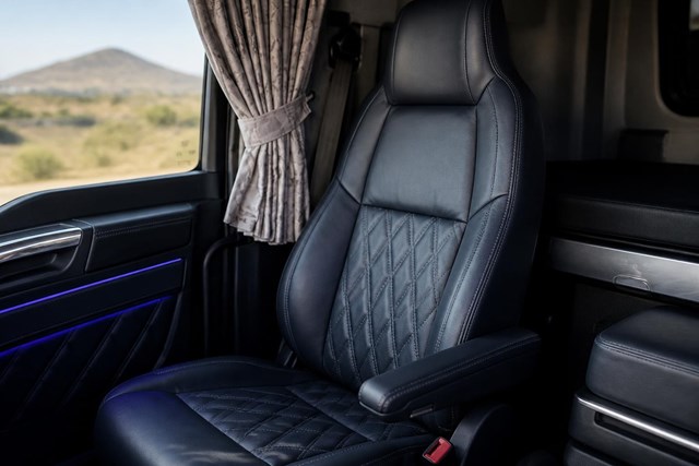 Camión a medida con Truckstyling en Canarias - Imagen 1