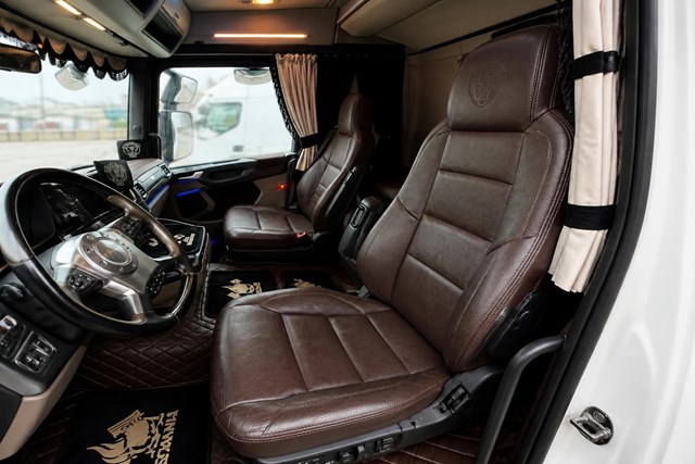 Truckstyling profesional en Navarra - Imagen 1